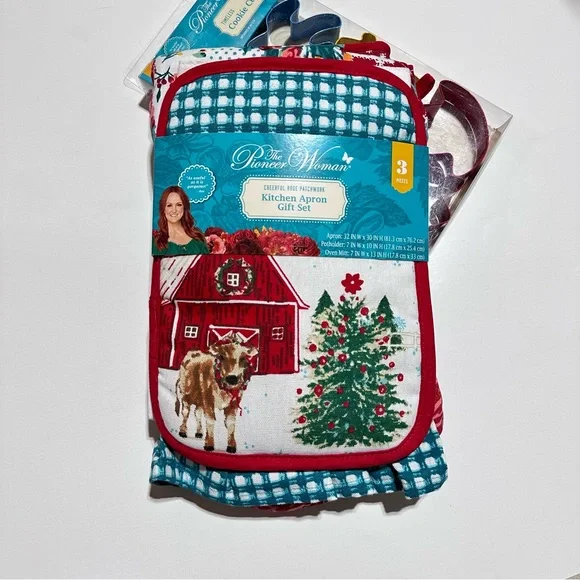 Pioneer Woman Apron Gift Set and Cookie Cutters NEW - Picture 3 of 7